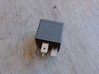 bontott AUDI A4 B5 Relé