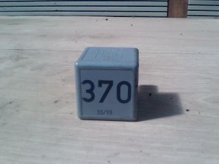 bontott AUDI A4 B5 Relé