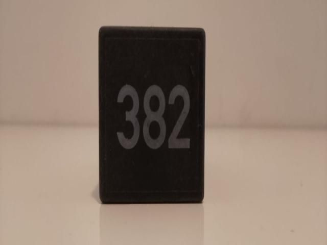 bontott AUDI A4 B5 Relé