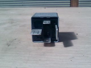 bontott AUDI A4 B5 Relé