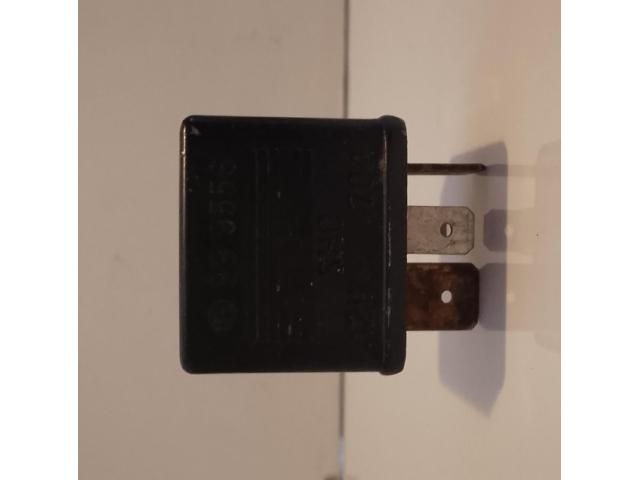 bontott AUDI A4 B5 Relé