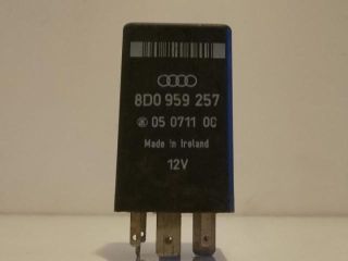 bontott AUDI A4 B5 Relé