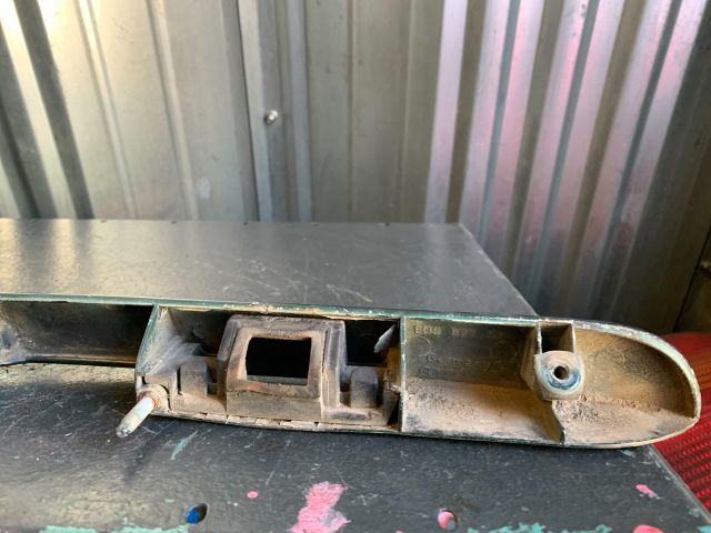 bontott AUDI A4 B5 Rendszámtábla Világítás Keret