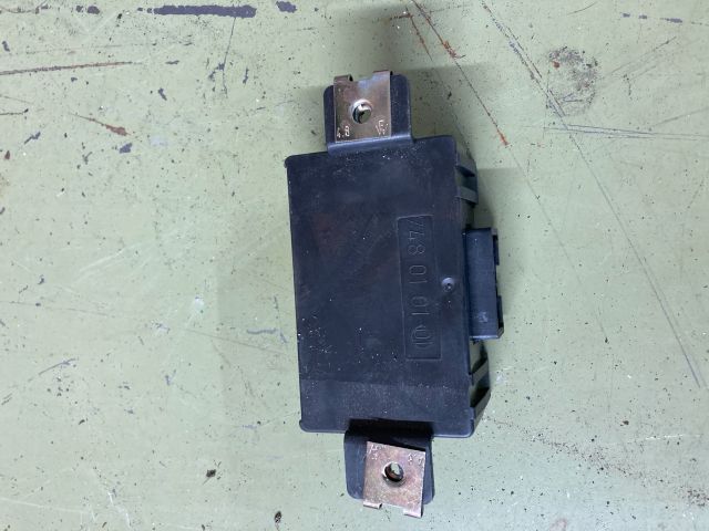 bontott AUDI A4 B5 Riasztó Központ