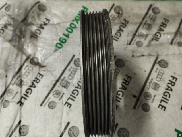 bontott AUDI A4 B5 Szervó Szivattyú Szíjtárcsa