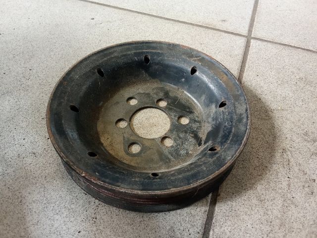 bontott AUDI A4 B5 Szervó Szivattyú Szíjtárcsa