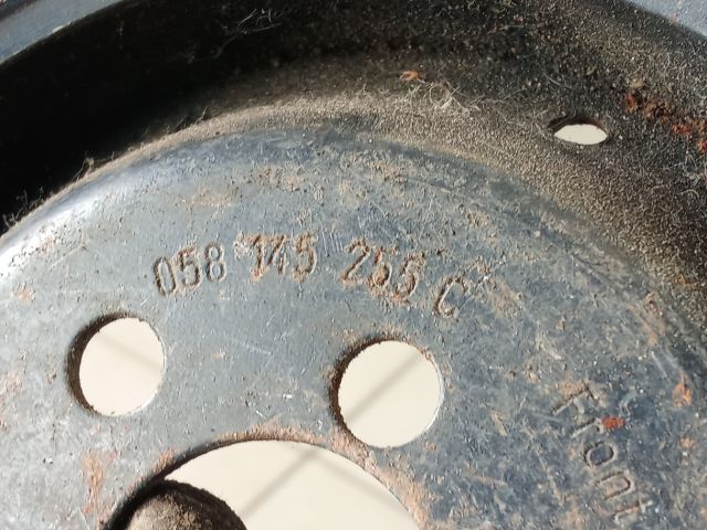 bontott AUDI A4 B5 Szervó Szivattyú Szíjtárcsa