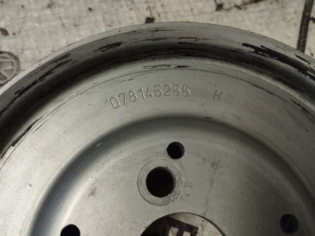 bontott AUDI A4 B5 Szervó Szivattyú Szíjtárcsa