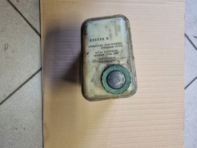 bontott AUDI A4 B5 Szervóolaj Tartály