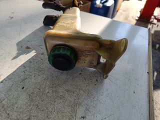 bontott AUDI A4 B5 Szervóolaj Tartály