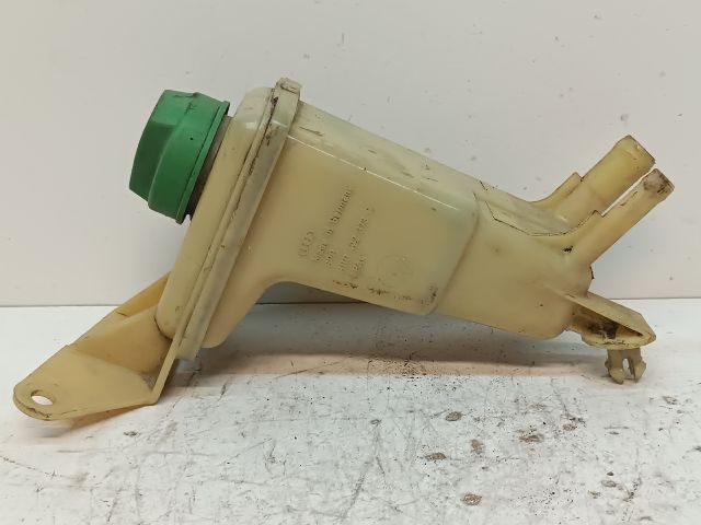 bontott AUDI A4 B5 Szervóolaj Tartály