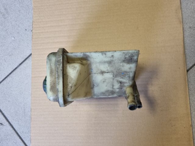 bontott AUDI A4 B5 Szervóolaj Tartály