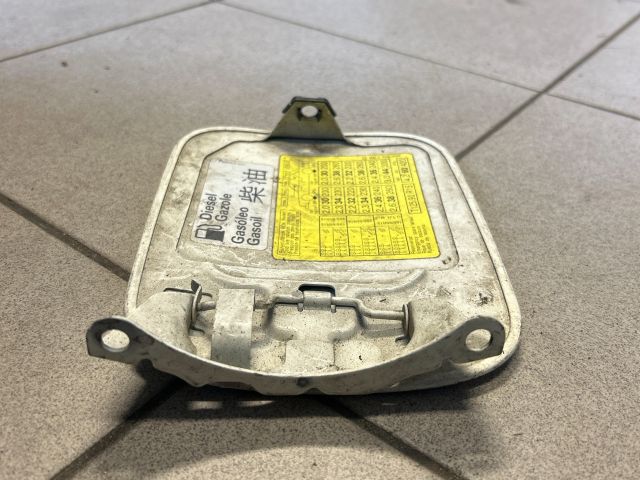 bontott AUDI A4 B5 Tankajtó