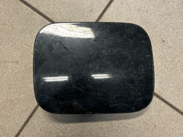 bontott AUDI A4 B5 Tankajtó