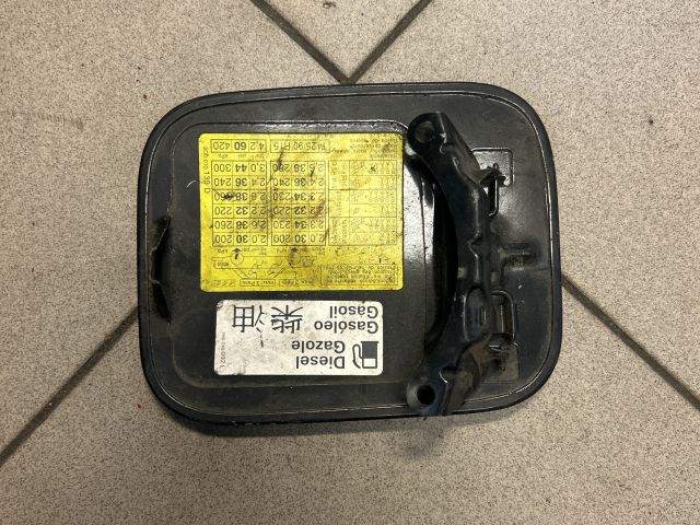 bontott AUDI A4 B5 Tankajtó