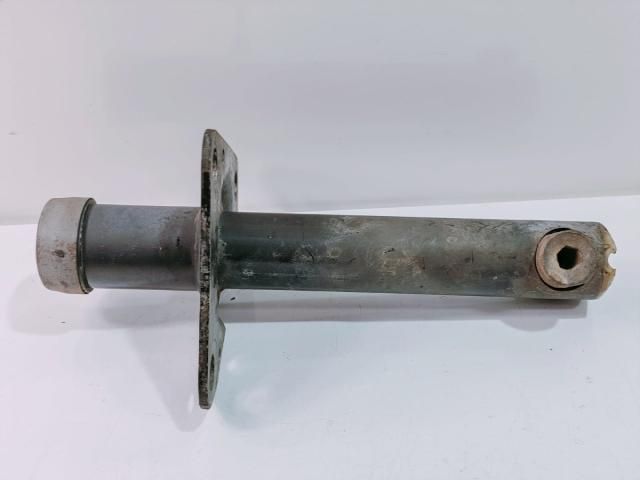 bontott AUDI A4 B5 Tartó Bak