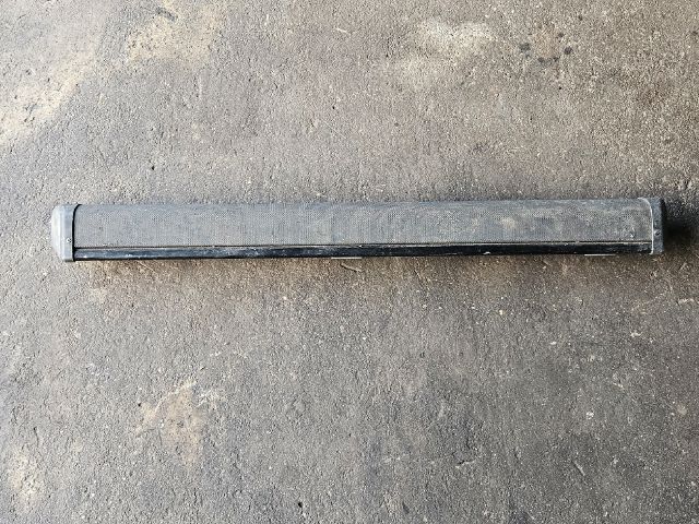 bontott AUDI A4 B5 Térelválasztó