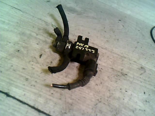 bontott AUDI A4 B5 Vákum Szelep