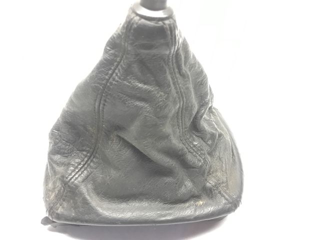 bontott AUDI A4 B5 Váltószoknya