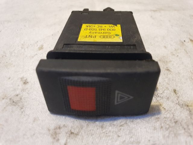 bontott AUDI A4 B5 Vészvillogó Kapcsoló