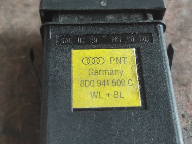 bontott AUDI A4 B5 Vészvillogó Kapcsoló