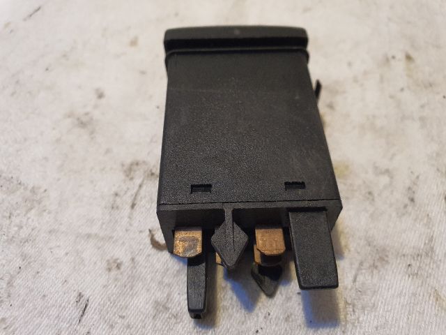 bontott AUDI A4 B5 Vészvillogó Kapcsoló