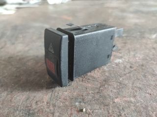 bontott AUDI A4 B5 Vészvillogó Kapcsoló