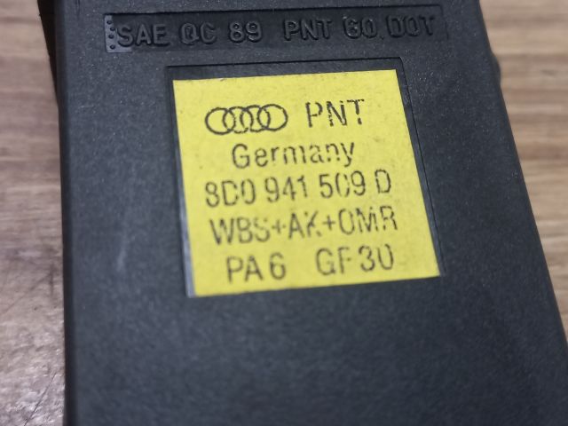 bontott AUDI A4 B5 Vészvillogó Kapcsoló