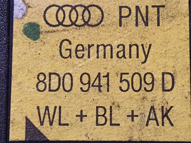 bontott AUDI A4 B5 Vészvillogó Kapcsoló