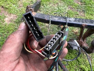 bontott AUDI A4 B5 Vonóhorog