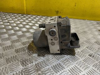 bontott AUDI A4 B6 ABS Kocka