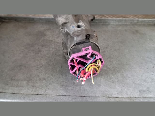 bontott AUDI A4 B6 Gyújtáskapcsoló