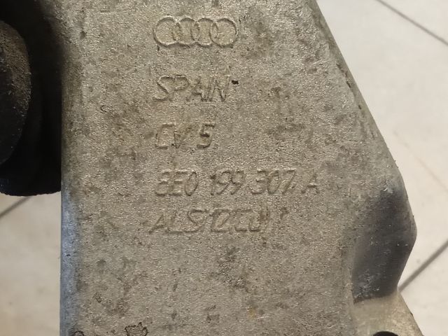 bontott AUDI A4 B6 Motor Tartó Bak (Pozíciófüggetlen)