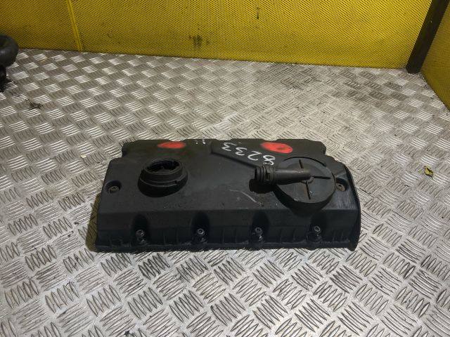 bontott AUDI A4 B6 Szelepfedél