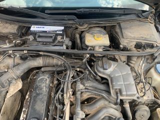 bontott AUDI A4 B6 Szívósor