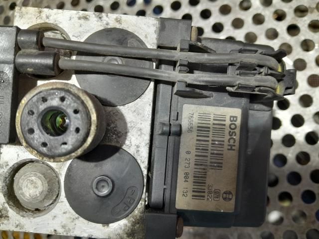 bontott AUDI A4 B6 ABS Kocka