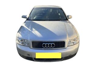 bontott AUDI A4 B6 Bal Féltengely