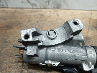 bontott AUDI A4 B6 Gyújtáskapcsoló Házzal