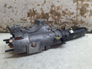 bontott AUDI A4 B6 Gyújtáskapcsoló Házzal