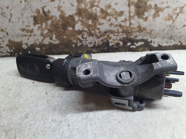 bontott AUDI A4 B6 Gyújtáskapcsoló Házzal