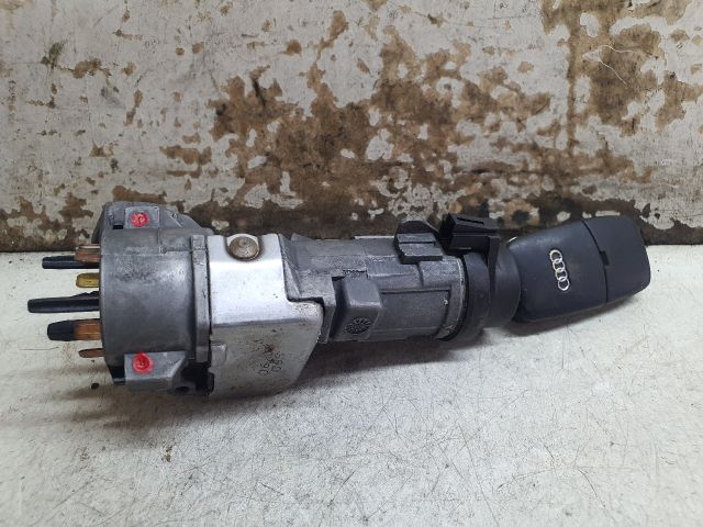 bontott AUDI A4 B6 Gyújtáskapcsoló Házzal