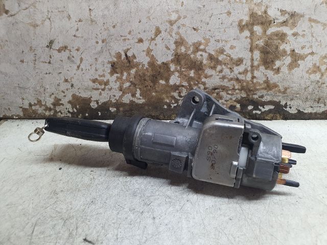 bontott AUDI A4 B6 Gyújtáskapcsoló Házzal