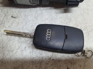 bontott AUDI A4 B6 Gyújtáskapcsoló Házzal