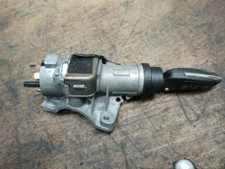 bontott AUDI A4 B6 Gyújtáskapcsoló Házzal