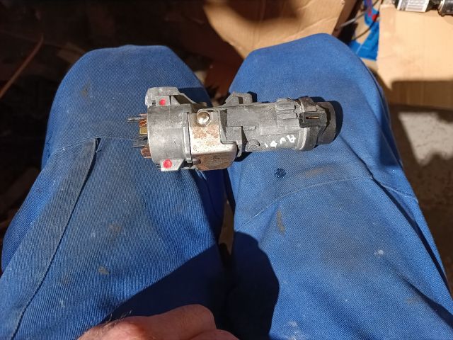 bontott AUDI A4 B6 Gyújtáskapcsoló