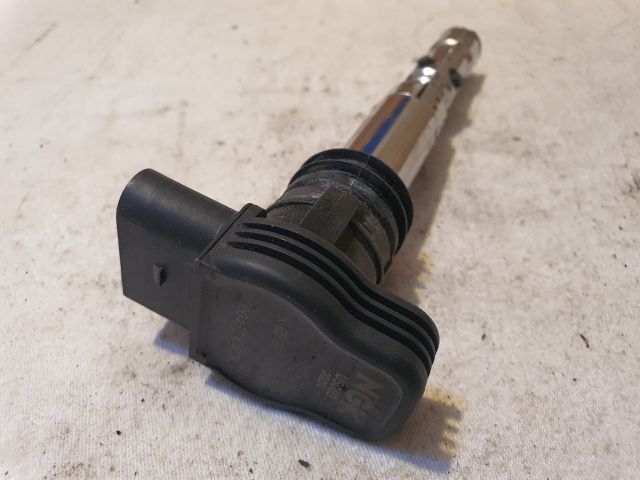 bontott AUDI A4 B6 Gyújtótrafó