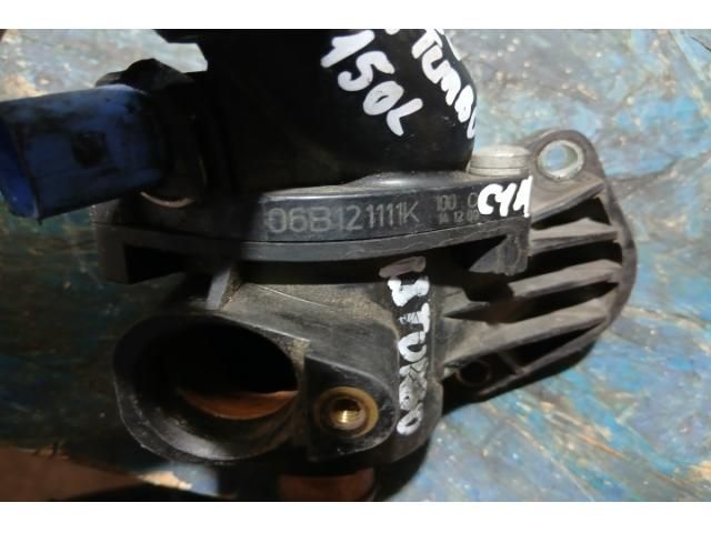 bontott AUDI A4 B6 Hengerfej Vízkivezető