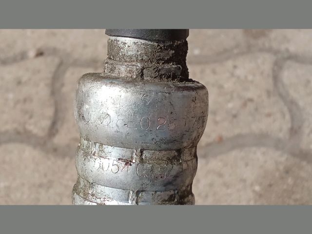 bontott AUDI A4 B6 Klíma Cső