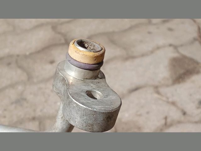 bontott AUDI A4 B6 Klíma Cső