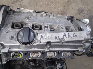 bontott AUDI A4 B6 Motor (Fűzött blokk hengerfejjel)